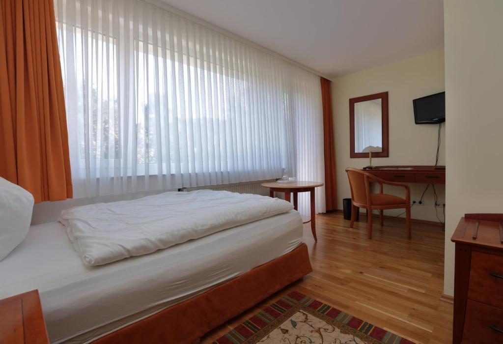 Hotel Am Rossberg Altenahr Pokój zdjęcie
