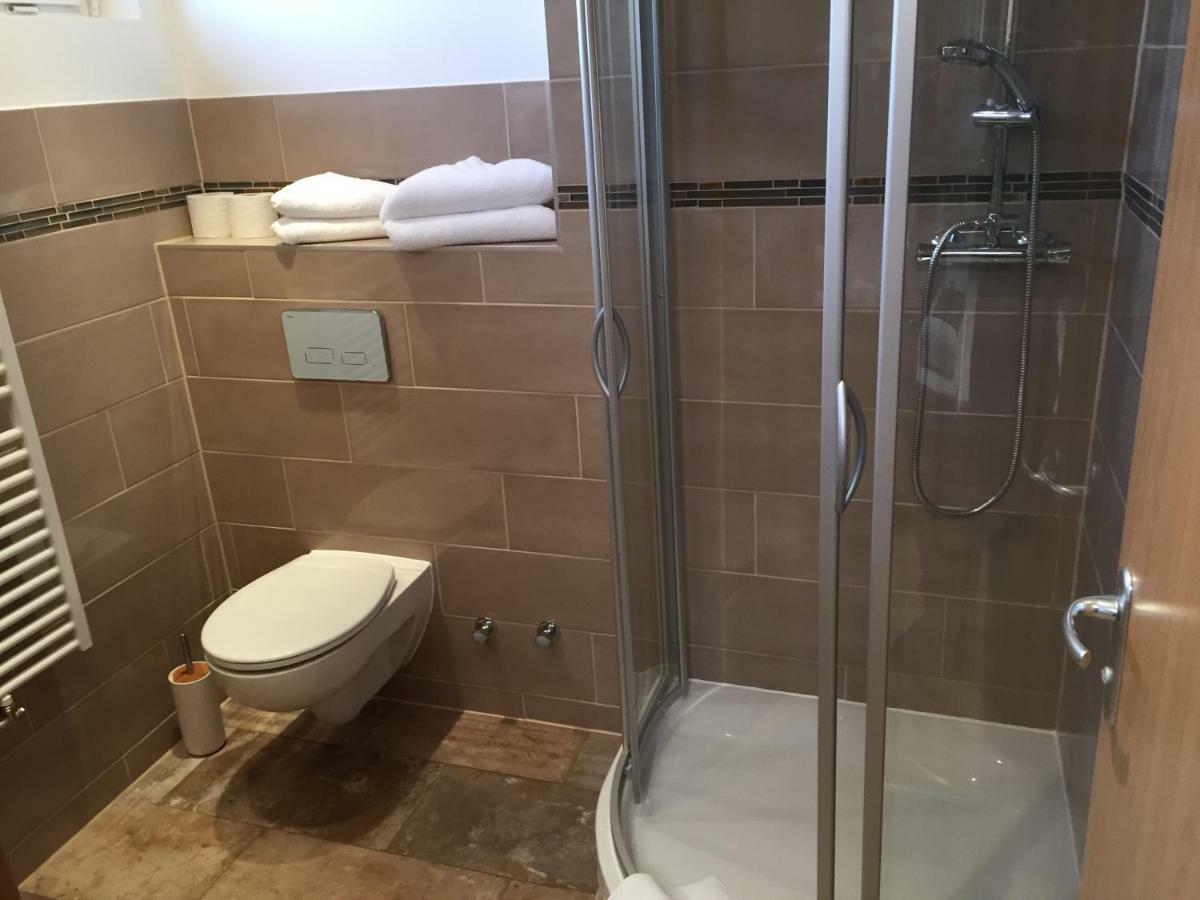 Hotel Am Rossberg Altenahr Zewnętrze zdjęcie